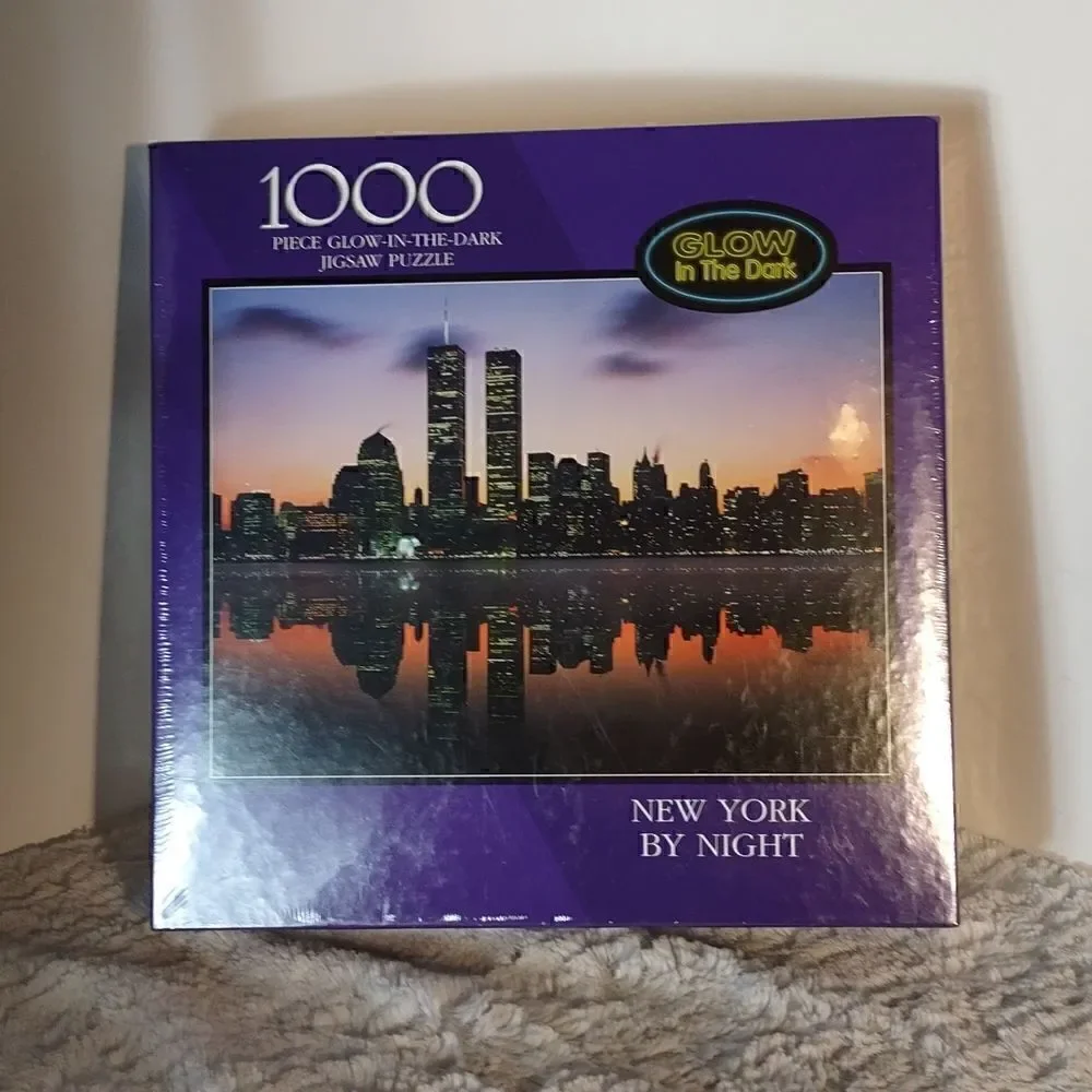 New York By Night Glow in the Dark 1000 pc. Puzzle